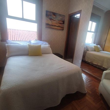 Quarto Suite -Em Apartamento Familiar Белу-Оризонти Экстерьер фото