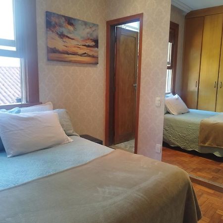 Quarto Suite -Em Apartamento Familiar Белу-Оризонти Экстерьер фото